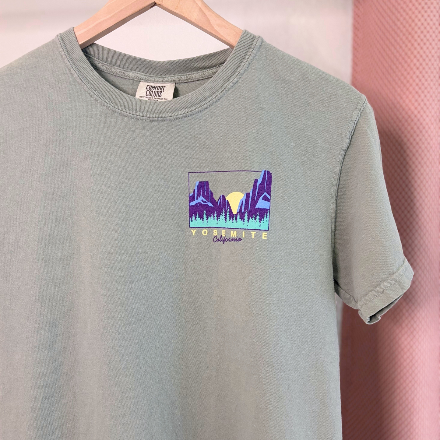 Yosemite National Park Graphic T-Shirt – Comfort Colors, Small
