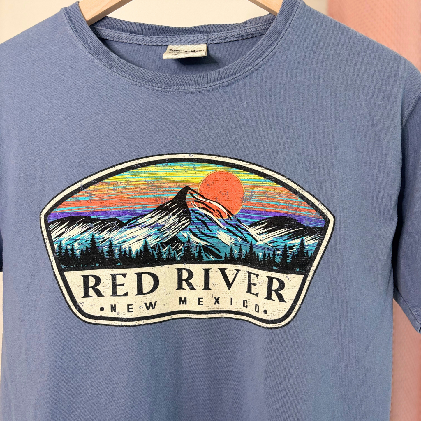 Red River New Mexico T-Shirt – Retro Mountain Sunset Graphic Tee, Small